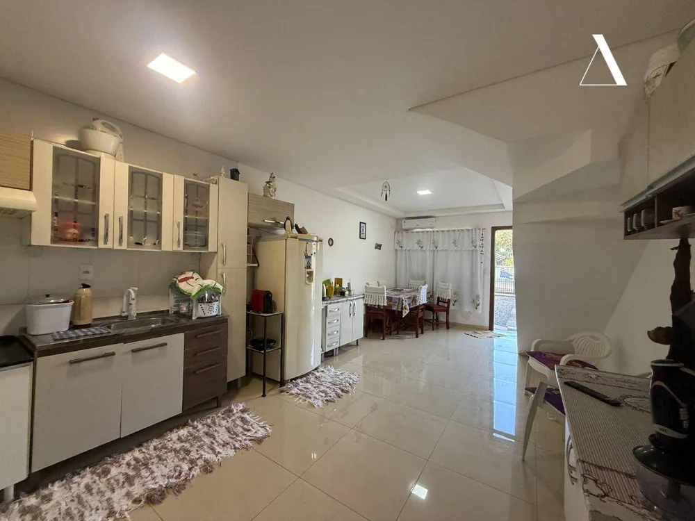 Casa, 3 quartos, 82 m² - Foto 1