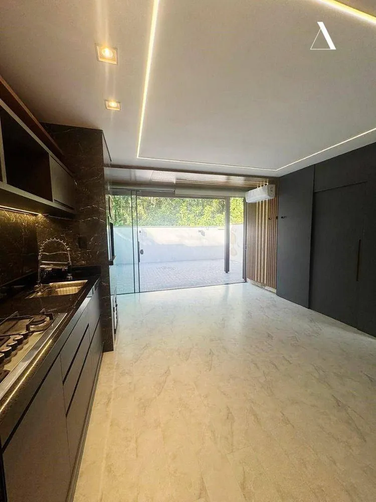 Casa, 3 quartos, 163 m² - Foto 1