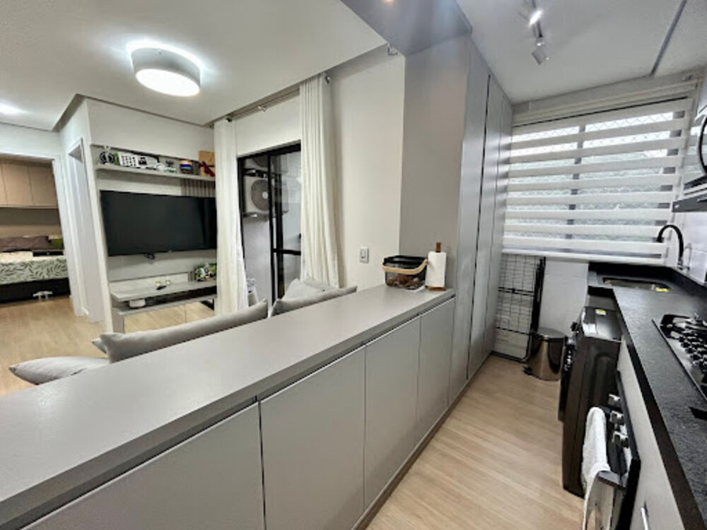 Apartamento à venda com 2 quartos, 62m² - Foto 3