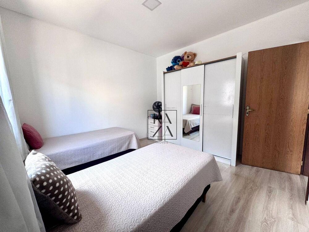 Casa à venda com 3 quartos, 110m² - Foto 7