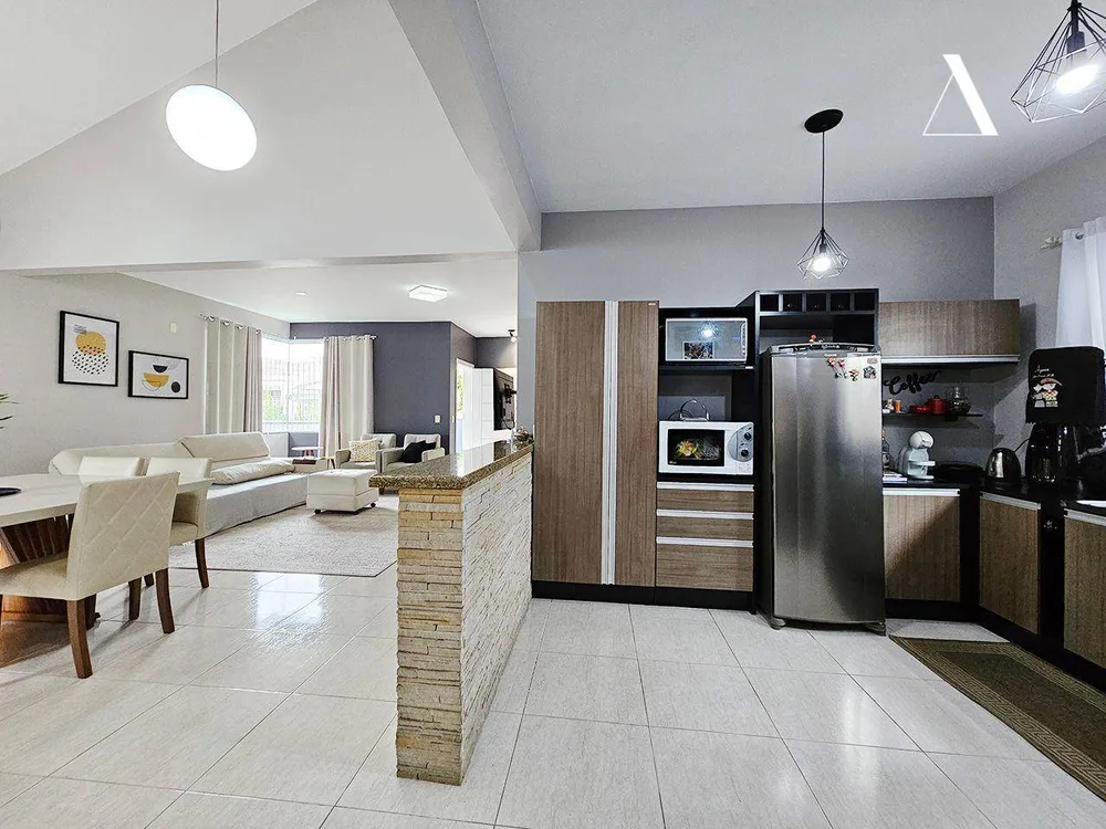 Casa, 4 quartos, 247 m² - Foto 6