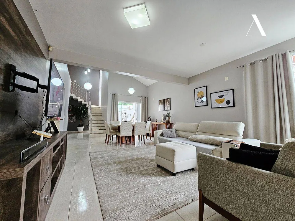 Casa, 4 quartos, 247 m² - Foto 3