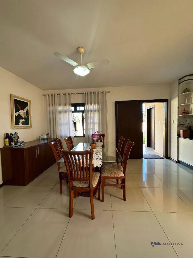 Casa, 3 quartos, 196 m² - Foto 19