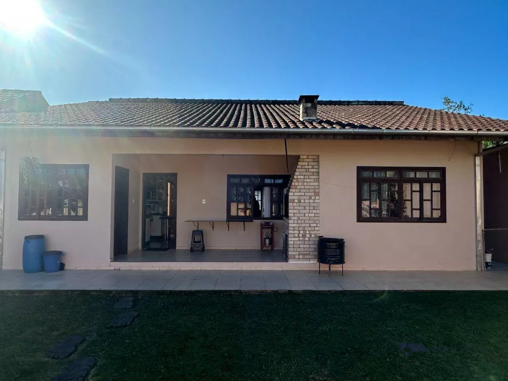 Casa, 3 quartos, 196 m² - Foto 2