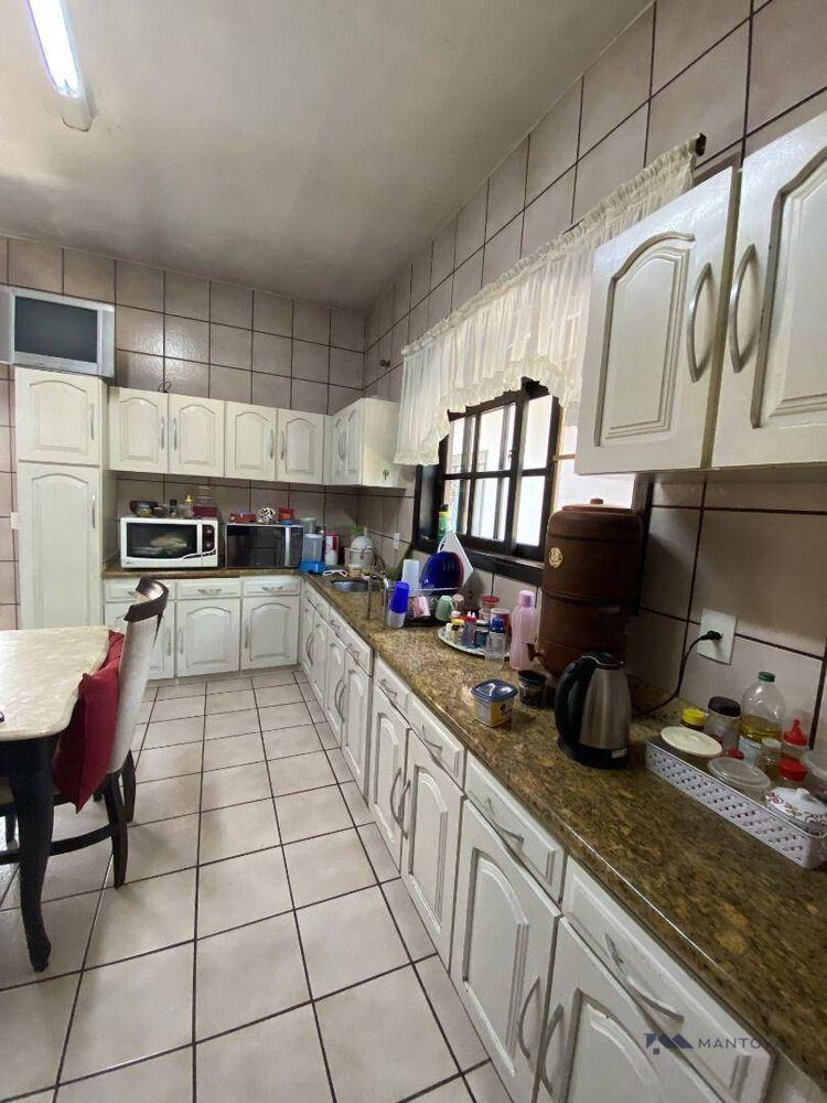 Casa, 4 quartos, 330 m² - Foto 8