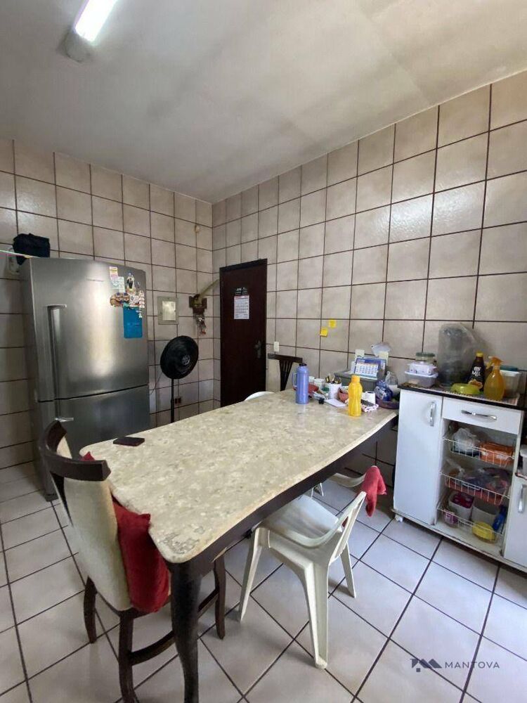 Casa, 4 quartos, 330 m² - Foto 10