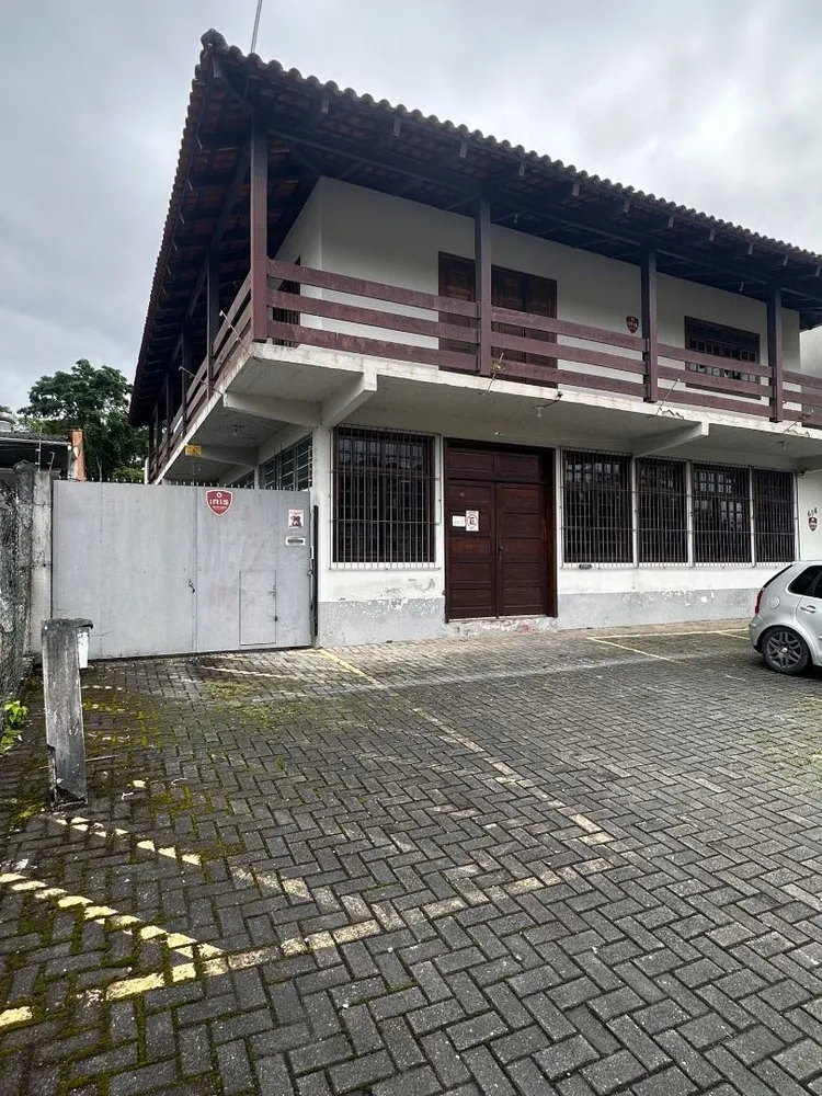 Casa, 4 quartos, 1095 m² - Foto 1
