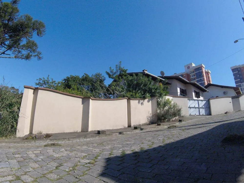 Casa, 6 quartos, 333 m² - Foto 2