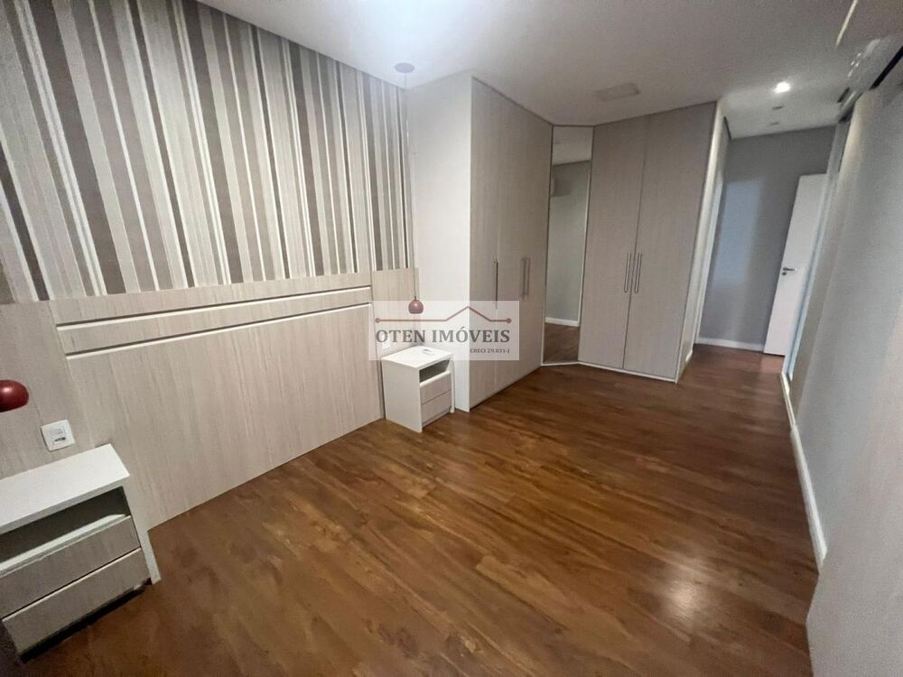Apartamento, 3 quartos, 156 m² - Foto 2