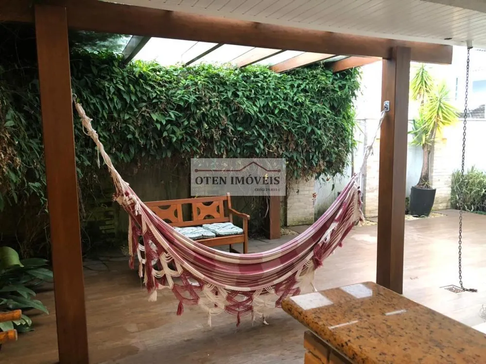 Casa, 4 quartos, 240 m² - Foto 3