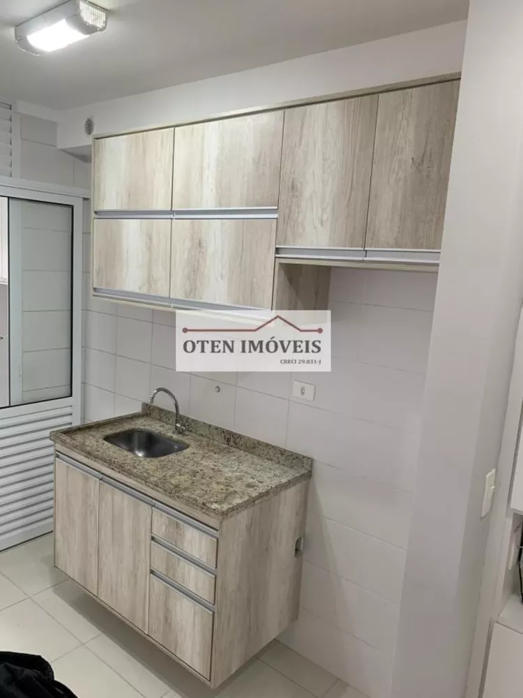 Apartamento à venda com 3 quartos, 70m² - Foto 4