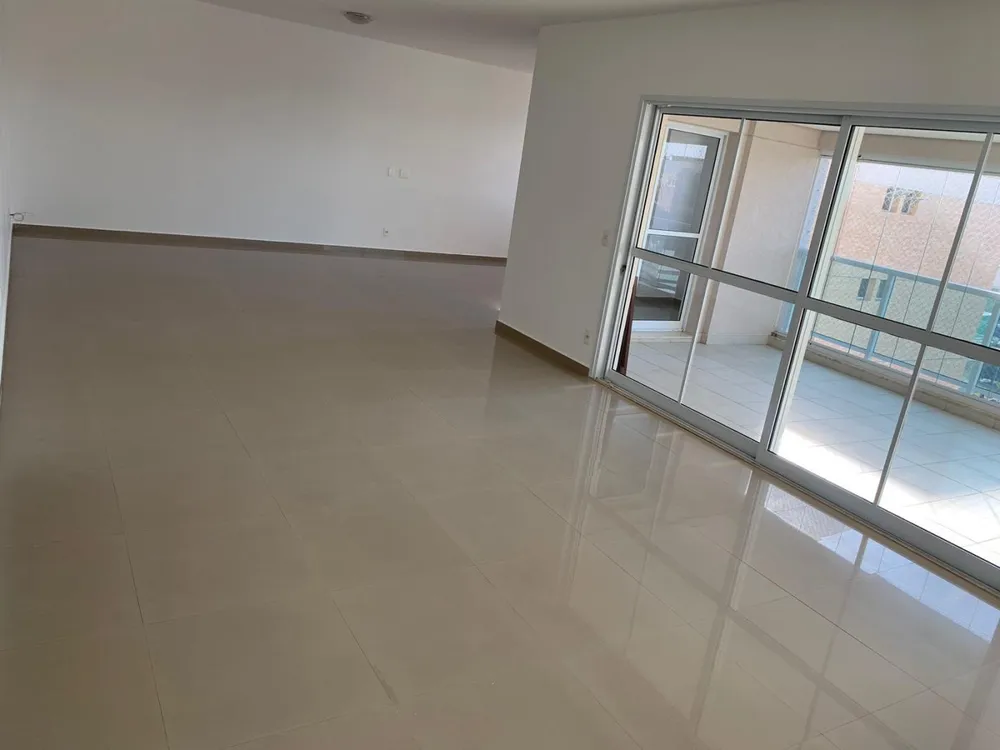 Apartamento, 4 quartos, 234 m² - Foto 11