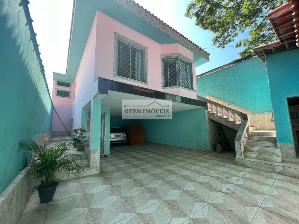 Casa, 3 quartos, 180 m² - Foto 1