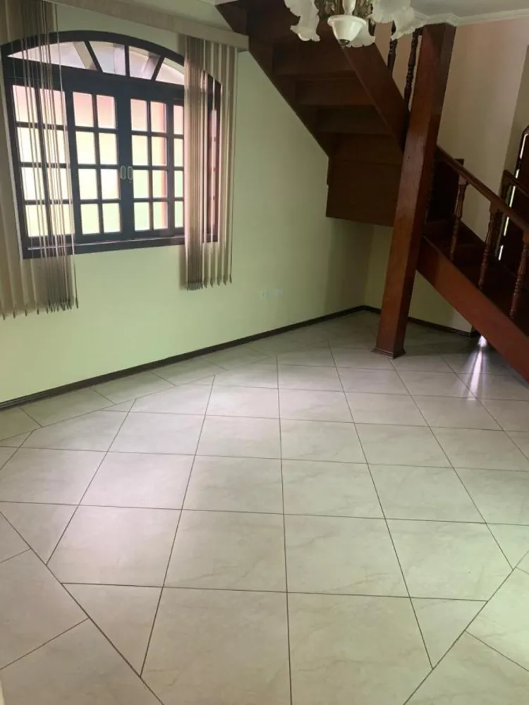 Casa, 3 quartos, 236 m² - Foto 3
