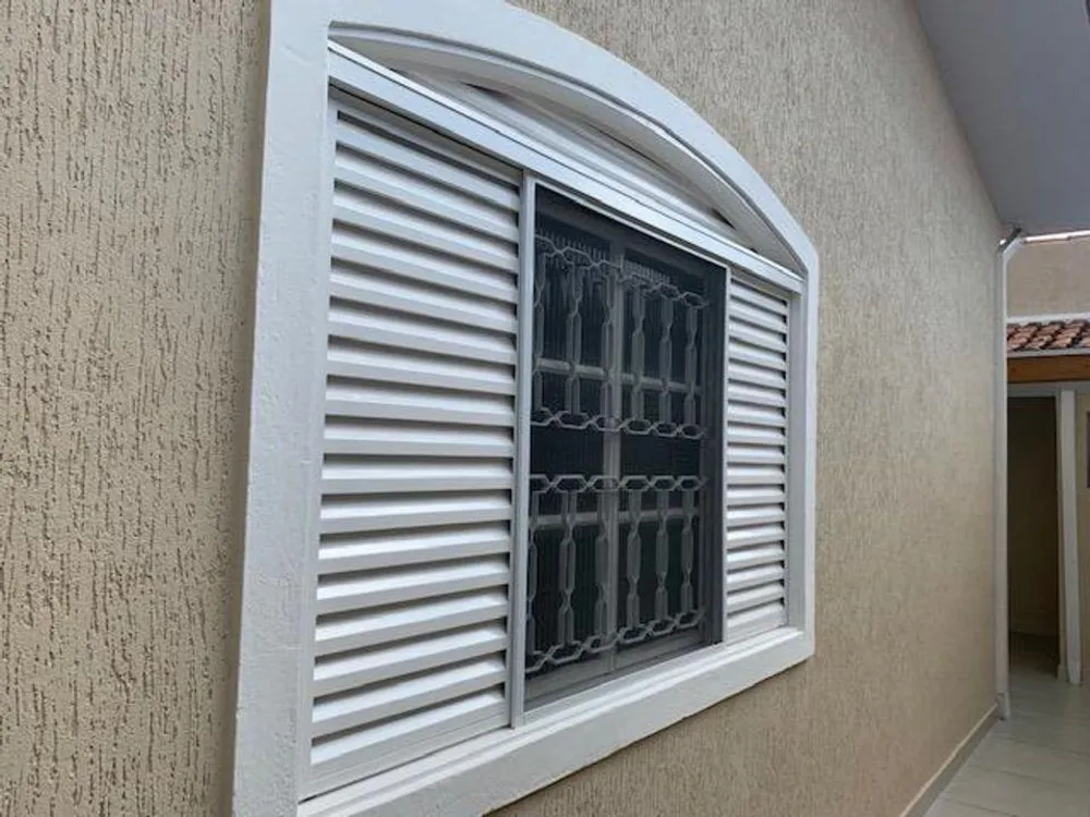Casa, 3 quartos, 210 m² - Foto 1