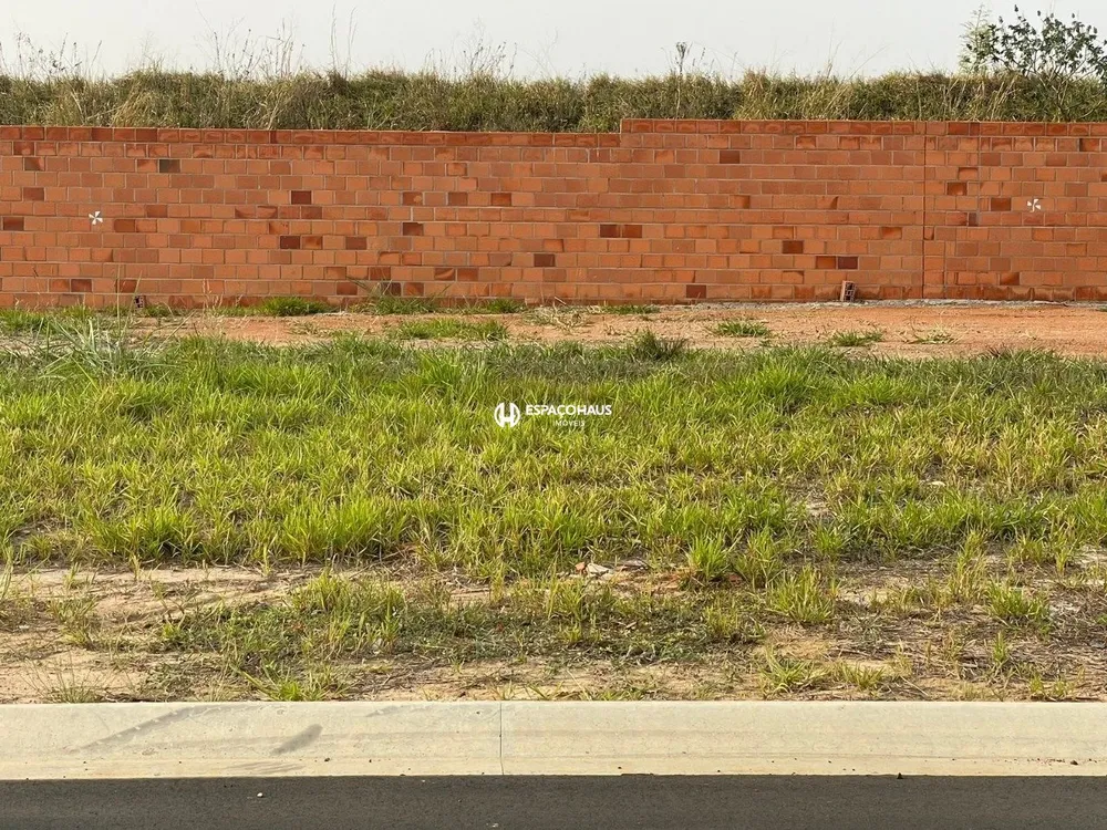 Terreno, 303 m² - Foto 1