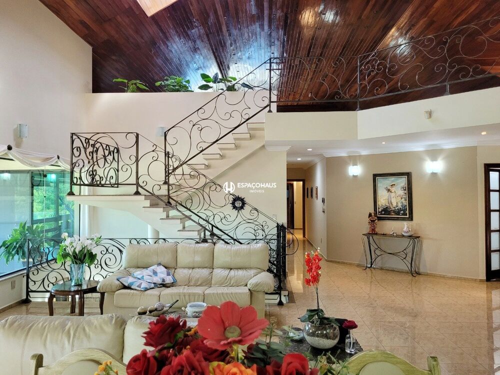 Chácara à venda com 5 quartos, 739m² - Foto 10
