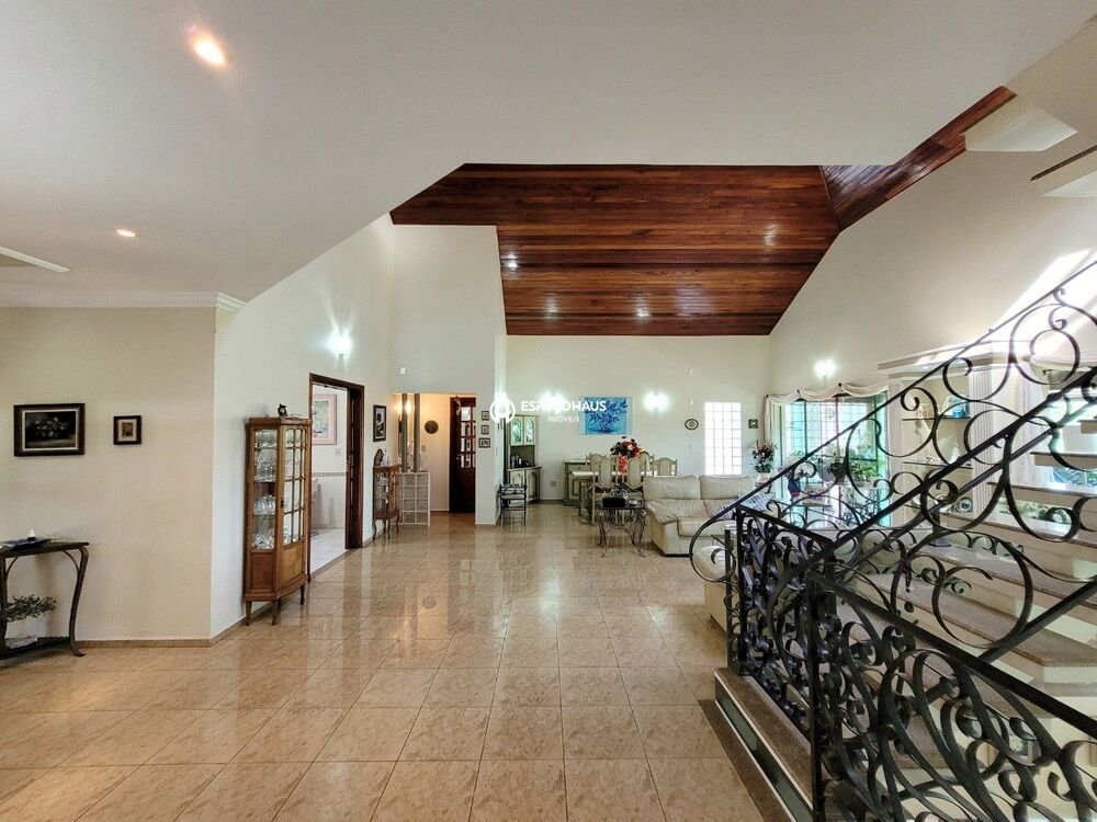 Chácara à venda com 5 quartos, 739m² - Foto 9