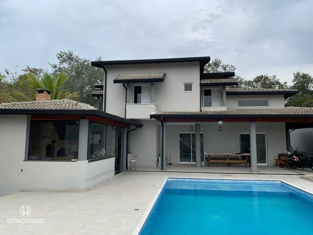 Casa à venda com 4 quartos, 430m² - Foto 2