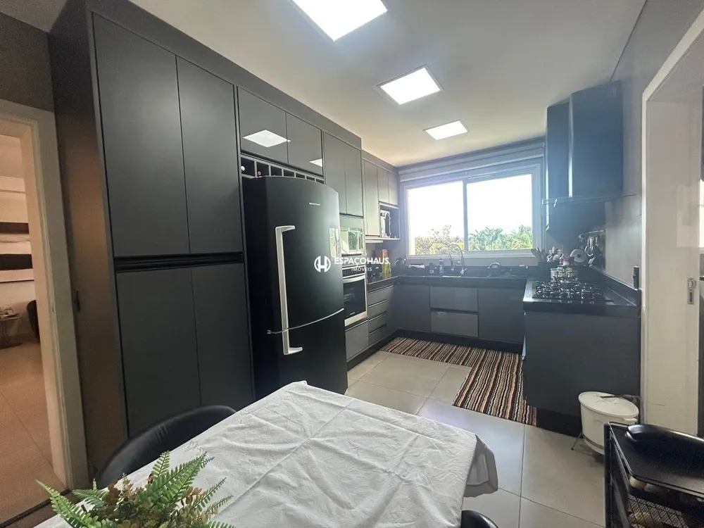 Apartamento, 4 quartos, 183 m² - Foto 9