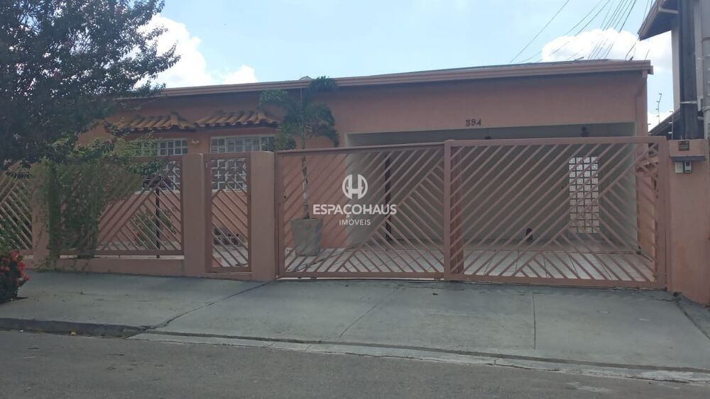 Casa, 3 quartos, 180 m² - Foto 1