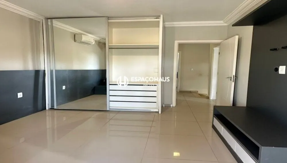Chácara, 3 quartos, 1000 m² - Foto 4