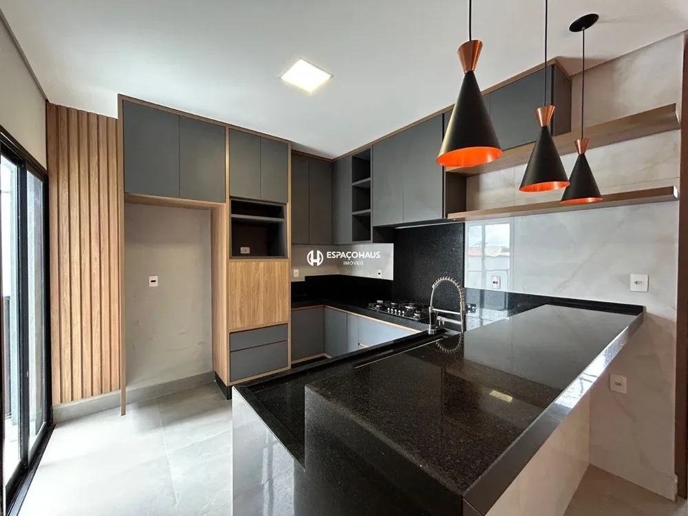 Casa, 3 quartos, 250 m² - Foto 4
