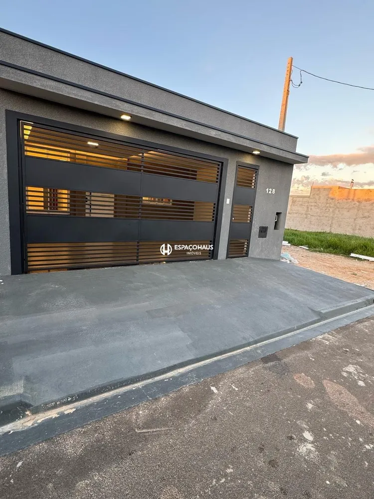 Casa, 3 quartos, 136 m² - Foto 2