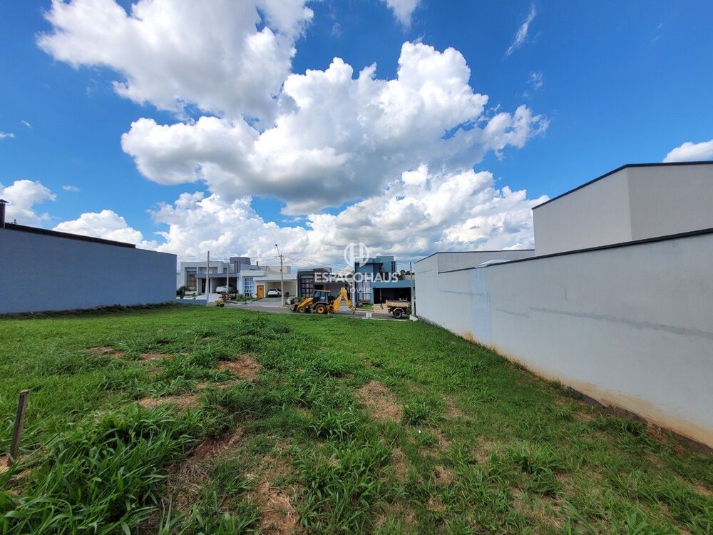 Terreno, 305 m² - Foto 1