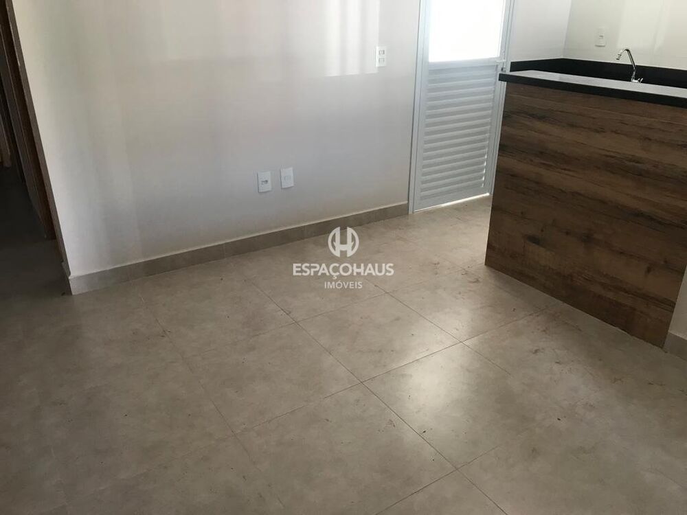 Casa, 2 quartos, 66 m² - Foto 1