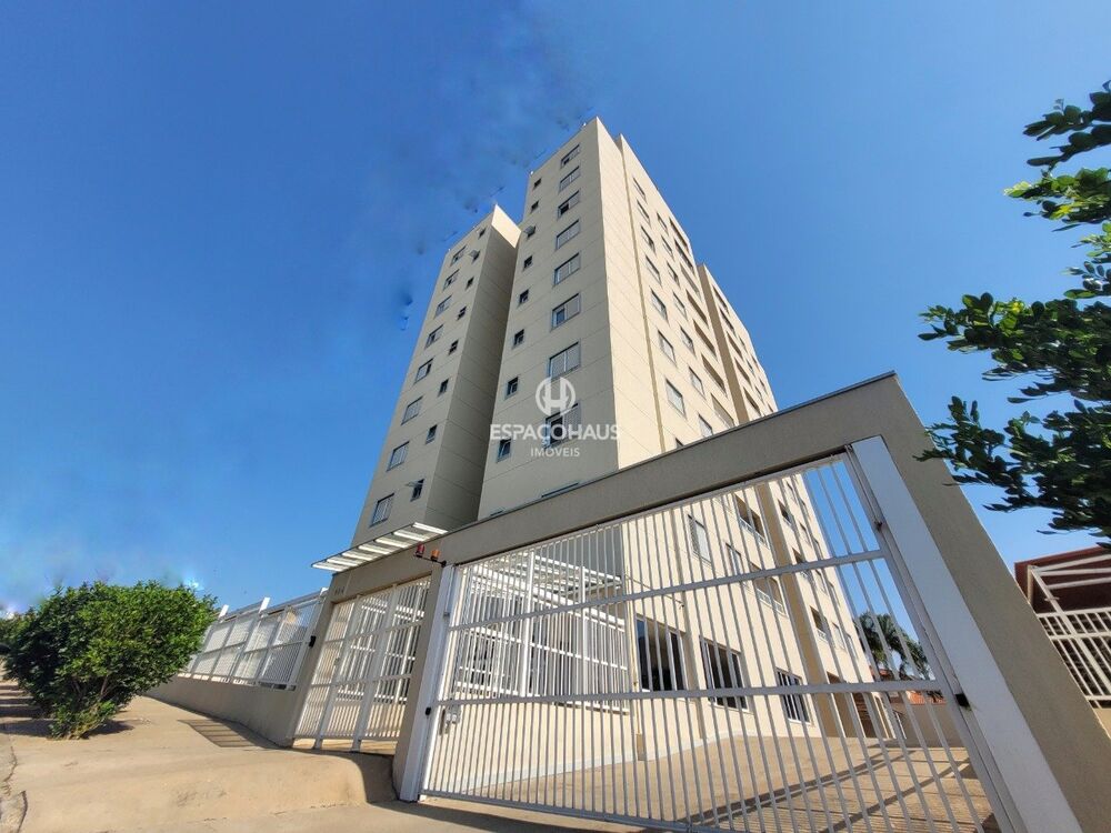 Apartamento à venda com 3 quartos, 82m² - Foto 1