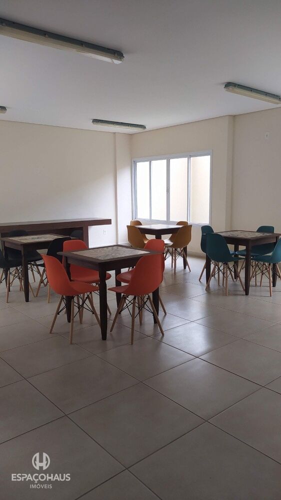 Apartamento à venda com 3 quartos, 82m² - Foto 4