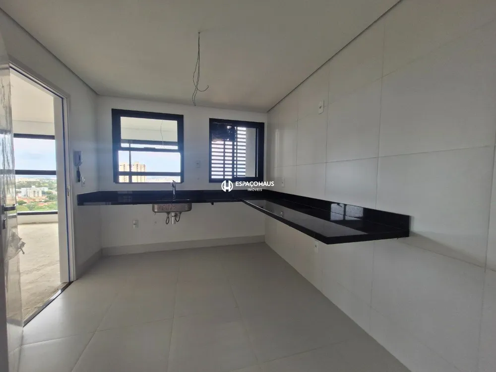 Apartamento, 3 quartos, 155 m² - Foto 2
