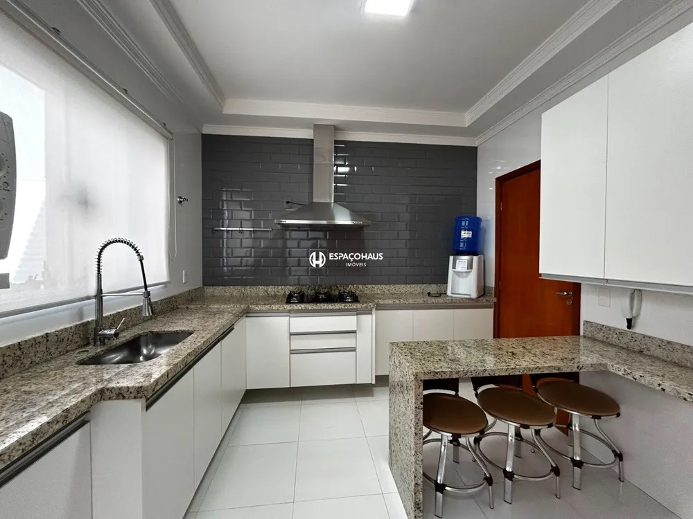 Casa, 3 quartos, 156 m² - Foto 6