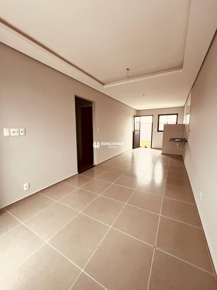 Casa, 2 quartos, 52 m² - Foto 3