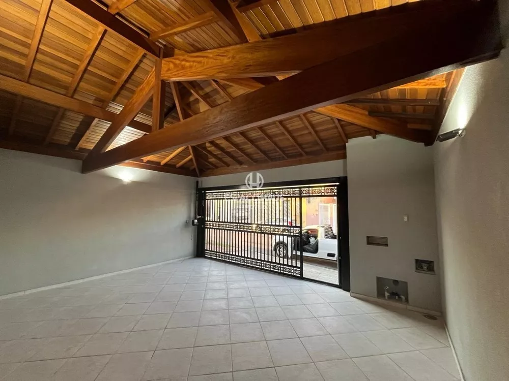 Casa à venda com 3 quartos, 163m² - Foto 3