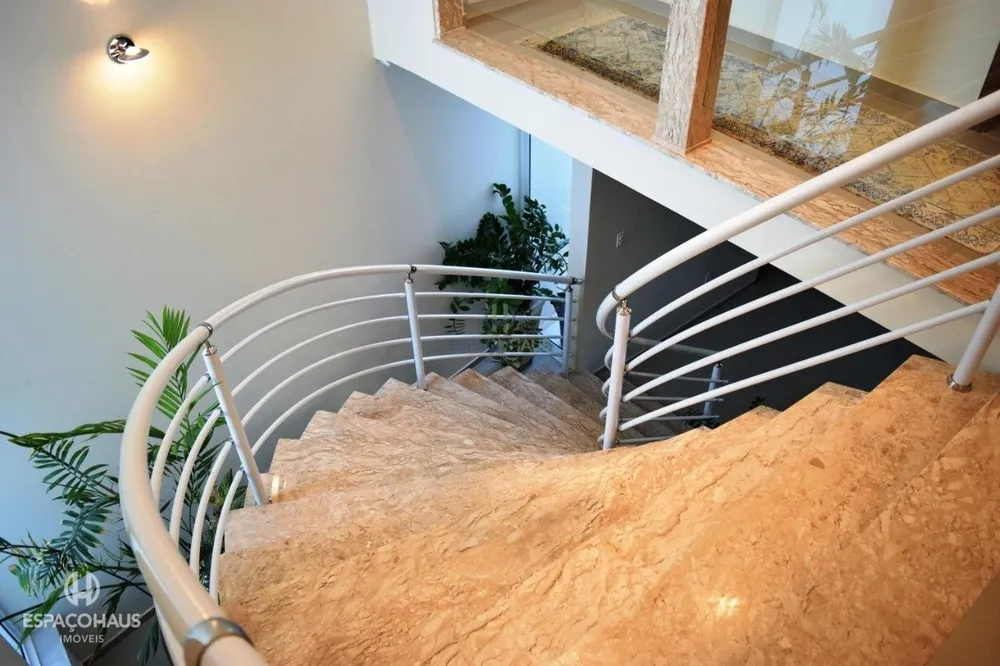 Casa, 5 quartos, 323 m² - Foto 8