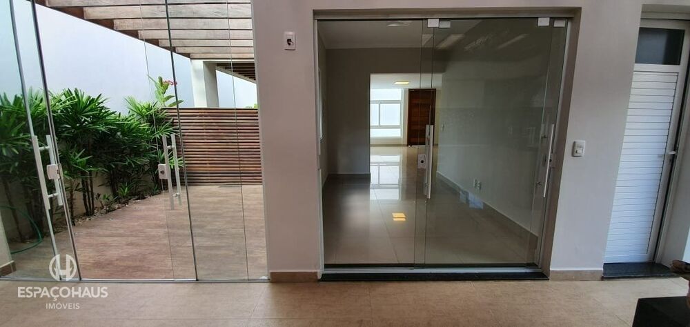 Casa de Condomínio à venda com 3 quartos, 186m² - Foto 3