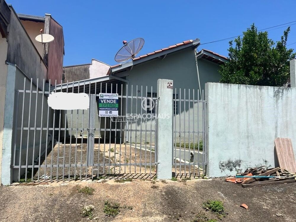 Casa à venda com 2 quartos, 95m² - Foto 1
