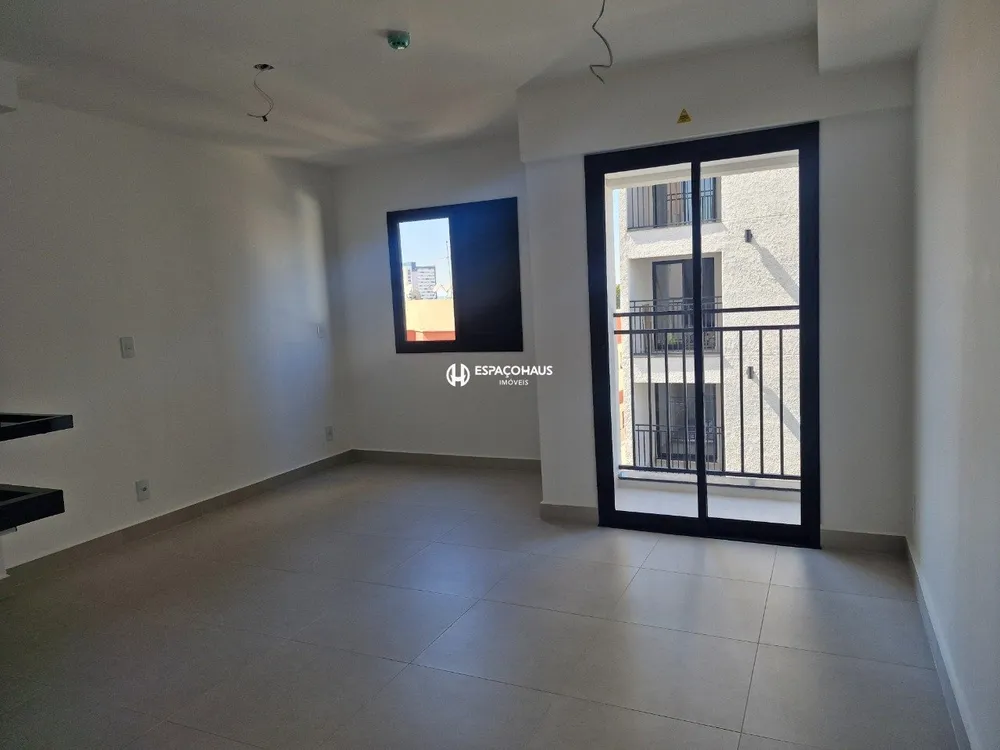 Apartamento, 1 quarto, 27 m² - Foto 2