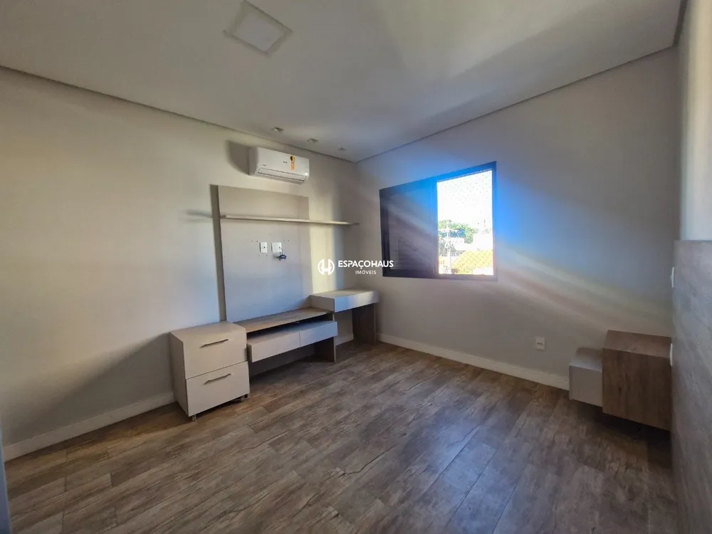 Apartamento, 3 quartos, 129 m² - Foto 1