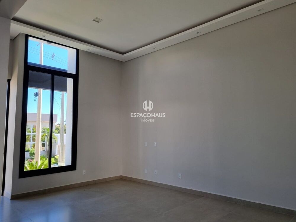 Casa, 3 quartos, 193 m² - Foto 1
