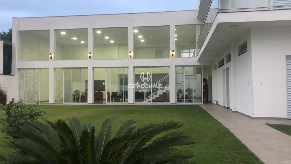 Casa à venda e aluguel com 5 quartos, 585m² - Foto 3