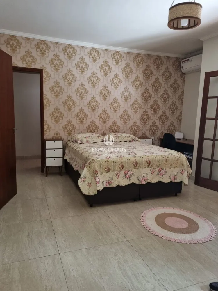 Casa, 5 quartos, 258 m² - Foto 8