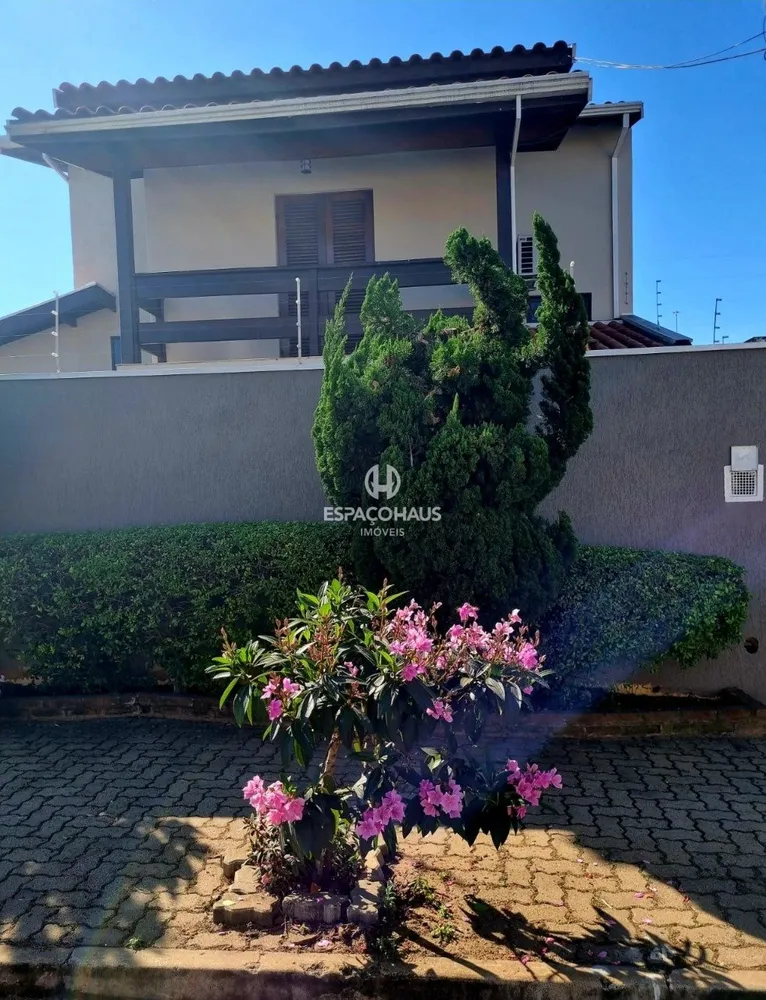 Casa, 5 quartos, 258 m² - Foto 4
