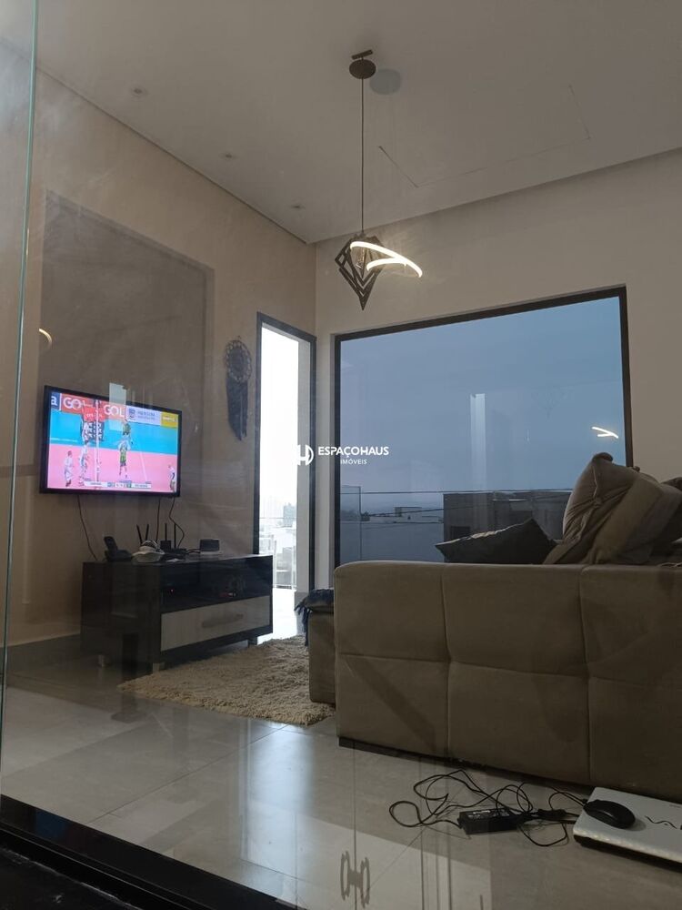 Casa de Condomínio à venda com 2 quartos, 135m² - Foto 2
