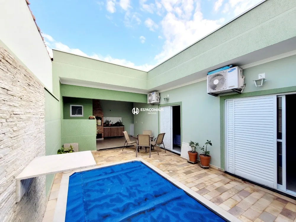 Casa, 3 quartos, 159 m² - Foto 1