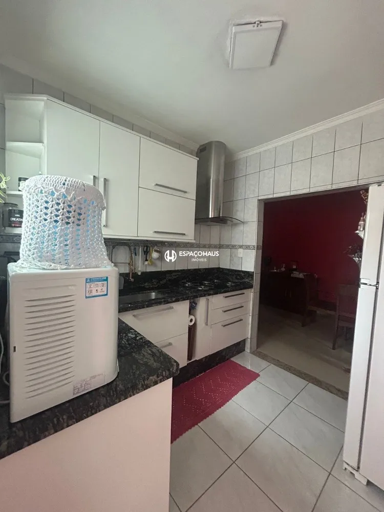 Casa, 3 quartos, 204 m² - Foto 5