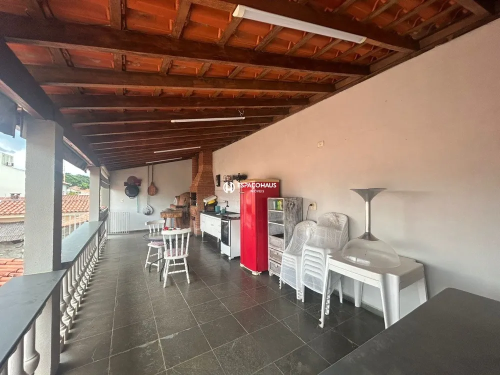 Casa, 3 quartos, 204 m² - Foto 3