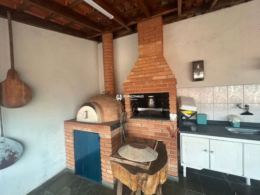 Casa, 3 quartos, 204 m² - Foto 2